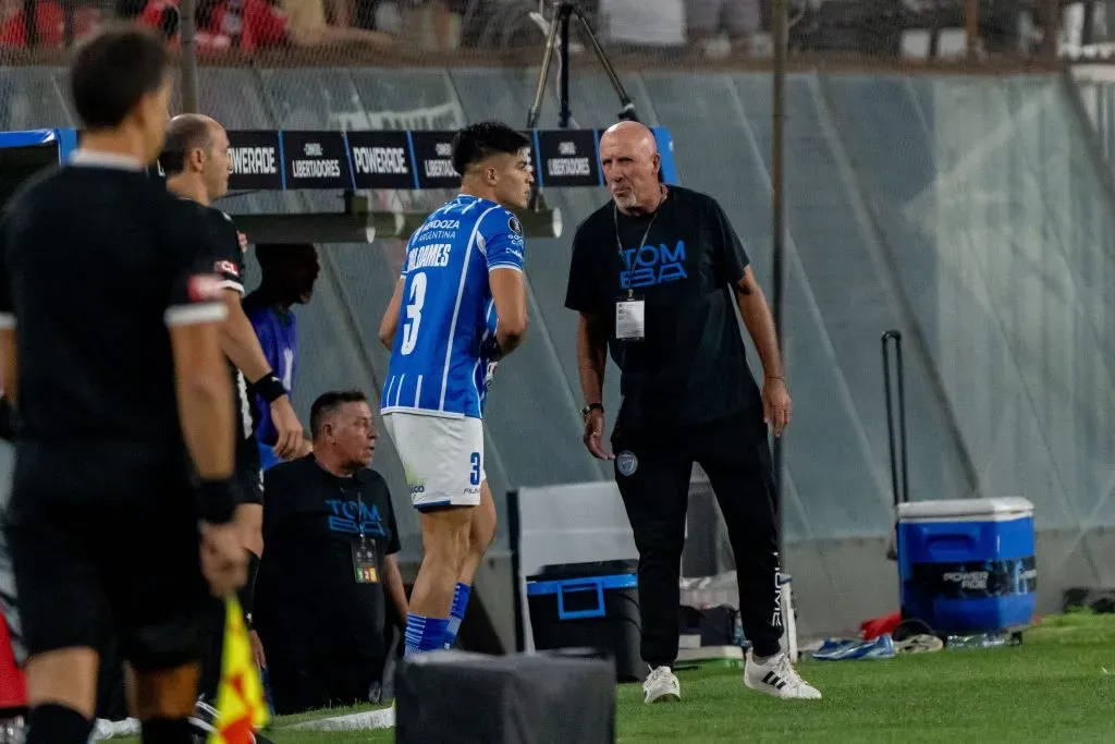 Daniel Oldrá analizó la eliminación en Copa Libertadores a manos del Cacique.