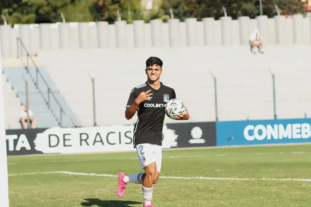 Matías Pinto anotó durante este viernes en la victoria ante Always Ready de Bolivia. Imagen: X de Colo Colo