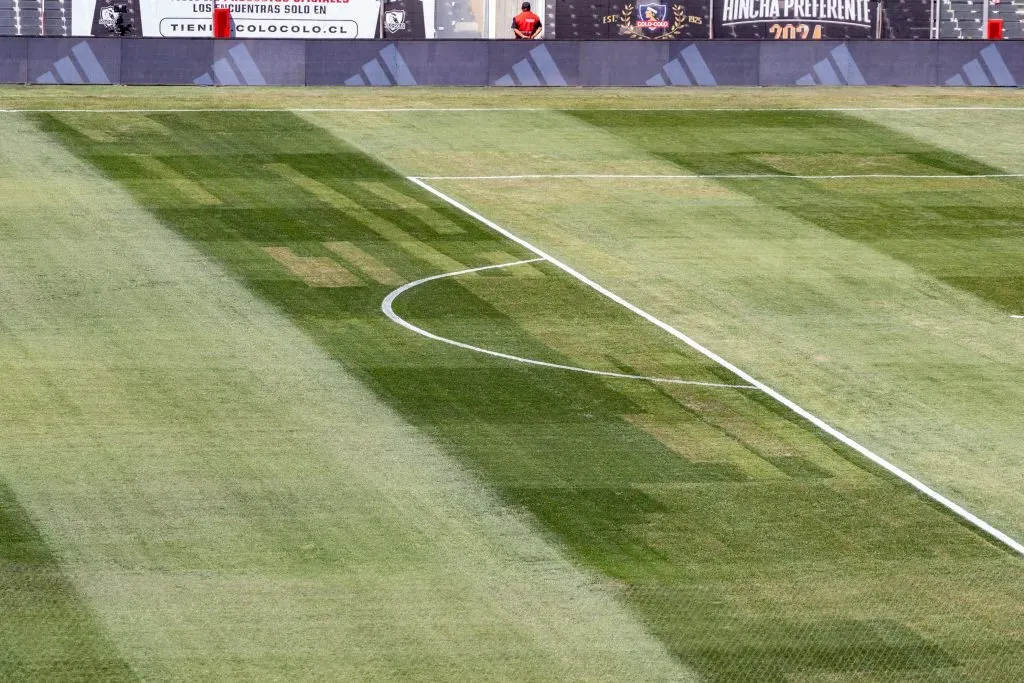 Las área de la cancha del Monumental están en pésimas condiciones | Foto: Guille Salazar, DaleAlbo