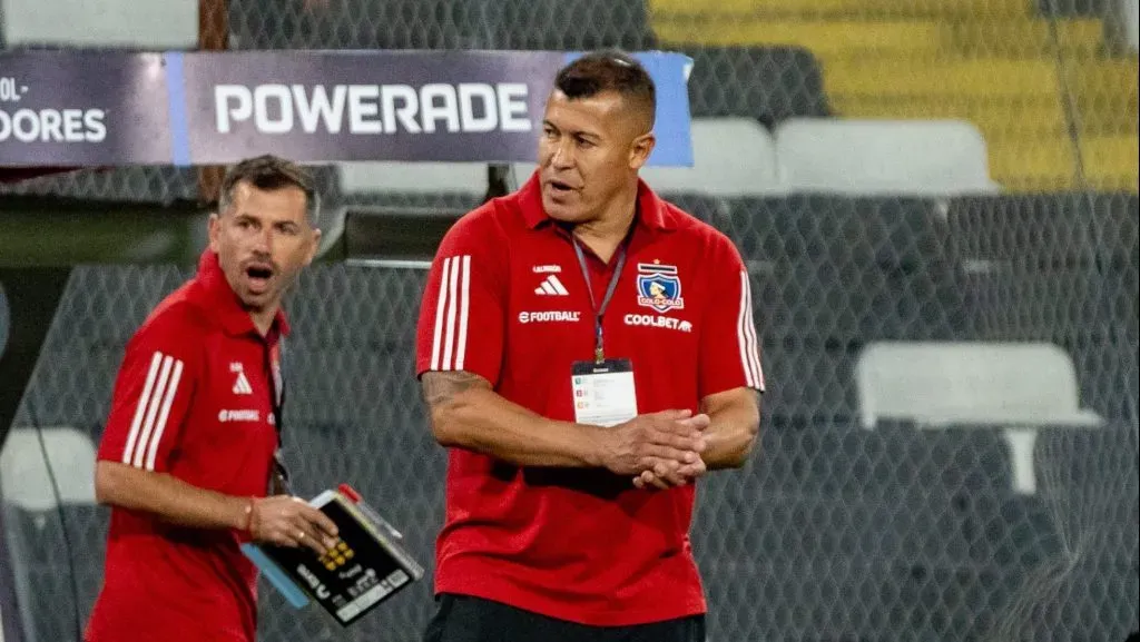 Jorge Almirón deberá tomar decisiones importantes por la acumulación de partidos para Colo Colo