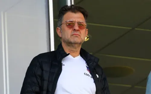 El llamado de Aníbal Mosa a los hinchas de Colo Colo en Mendoza,