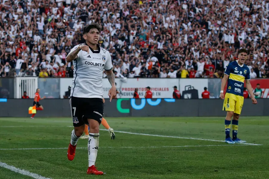 Carlos Palacios es el jugador que más goles lleva en el Colo Colo 2024.Imagen: Dragomir Yankovic/Photosport