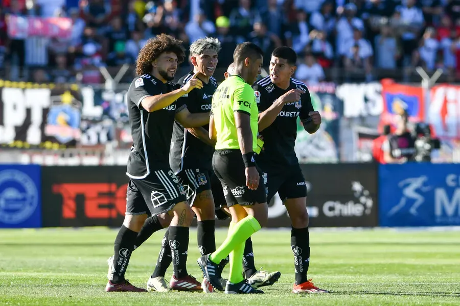 Colo Colo no pudo nuevamente frente a Cobresal en el norte. Imagen: Alejandro Pizarro/Photosport