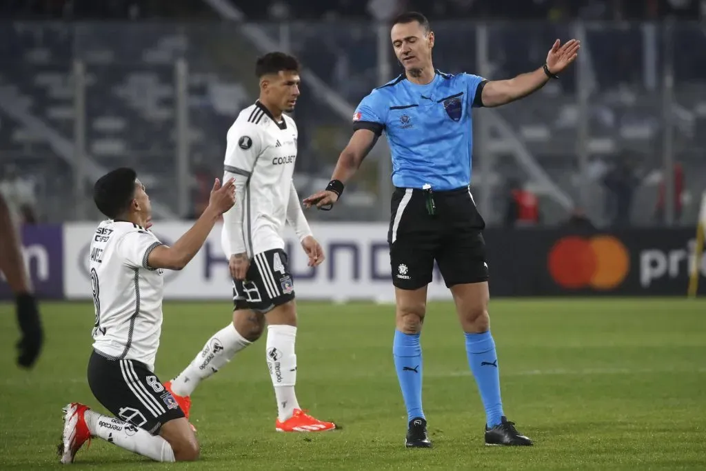 La última vez en que Wilmar Roldán arbitró al Cacique fue en la caída por 1 a 0 ante Fluminense en Santiago.