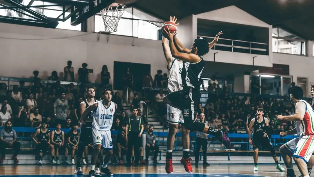 Colo Colo básquet sigue brillando en la Liga DOS
