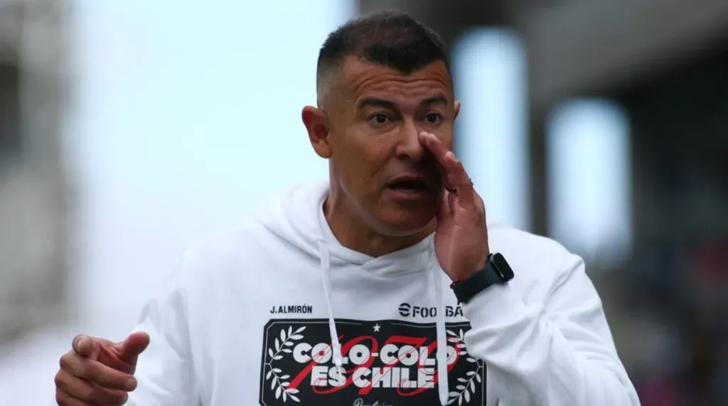 Jorge Almirón busca reforzarse en Colo Colo.