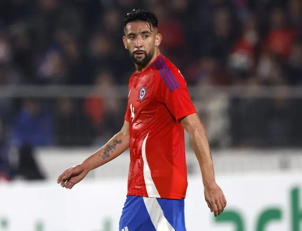 Mauricio Isla podría seguir su carrera en el extranjero