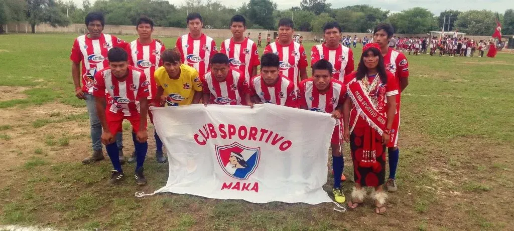 El Cacique trasciende fronteras y un pequeño club de Paraguay llamado Club Sportivo Maká utiliza el indio en su escudo en honor al Popular.