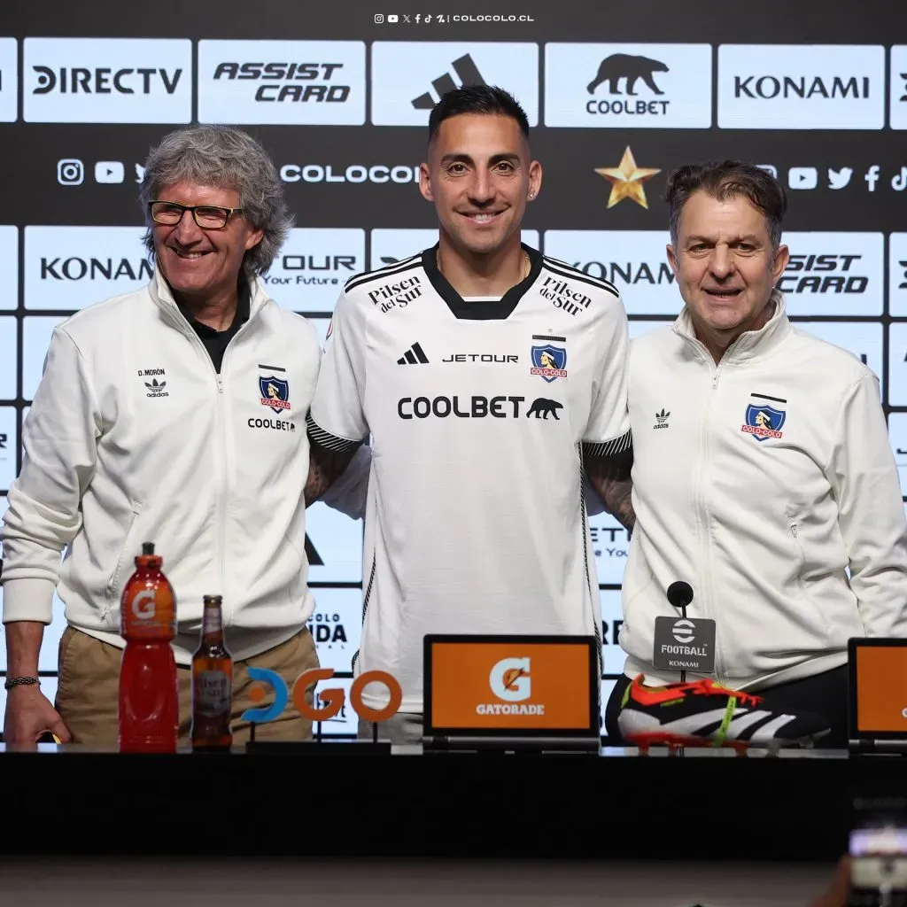 Javier Correa aún debe esperar por su debut en Colo Colo | Foto: Colo Colo