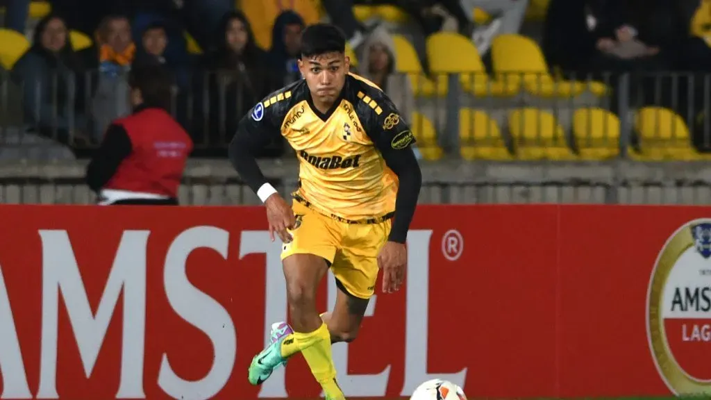 Dylan Escobar tampoco llegará a Colo Colo.