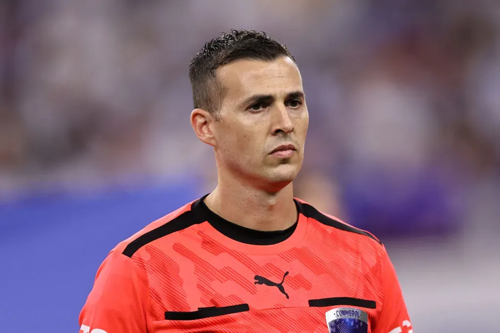 Andrés Matonte es designado para el duelo entre Colo Colo y River Plate por Copa Libertadores.Imagen: Omar Vega/Getty Images