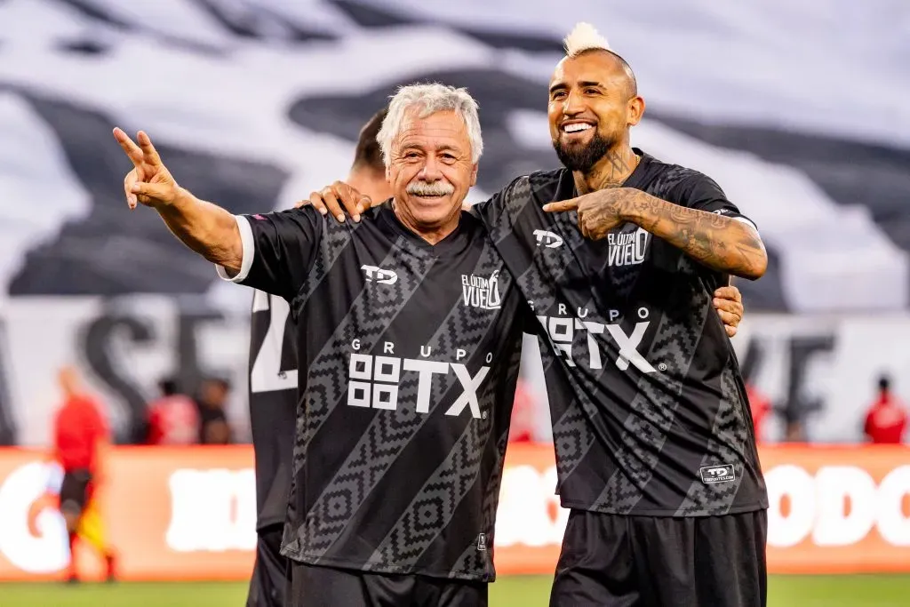 Caszely siente preocupación por Arturo Vidal en el estadio de River | Foto: Guille Salazar, DaleAlbo