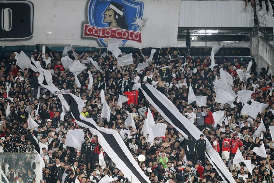 42 mil personas se esperan para esta noche en el Estadio Monumental. Imagen: Pepe Alvujar/Photosport