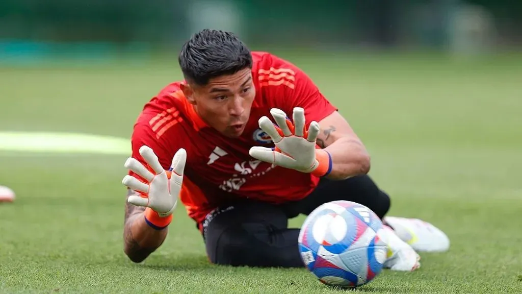Brayan Cortés se perfila como el arquero titular de Chile. Imagen: La Roja