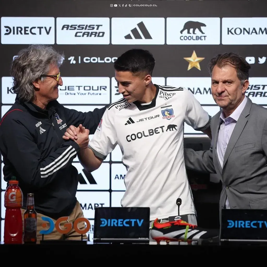 Jonathan Villagra en su presentación en Colo Colo. Imagen: Colo Colo Oficial