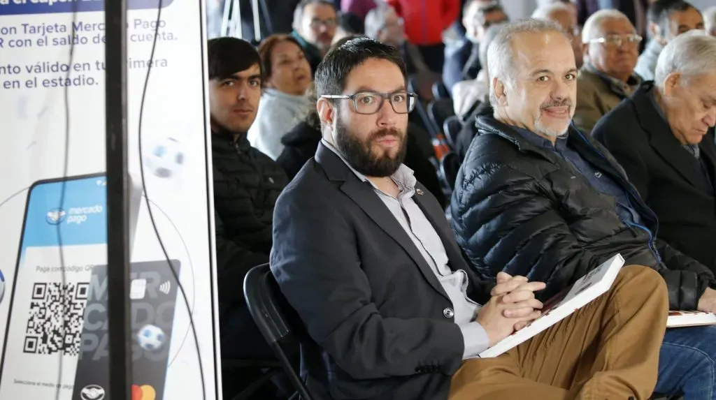 Camacho se sigue defendiendo de las acusaciones