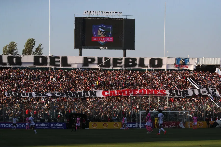 42 mil hinchas de Colo Colo están autorizado para asistir al Monumental. Imagen: Jonnathan Oyarzun/Photosport