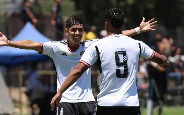 Benjamín Pérez celebra el gol del triunfo