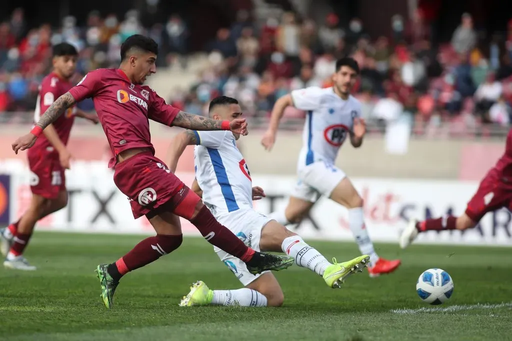 Bryan Soto no será tomado en cuenta por Jorge Almirón en 2025 y nuevamente partirá a préstamo.
