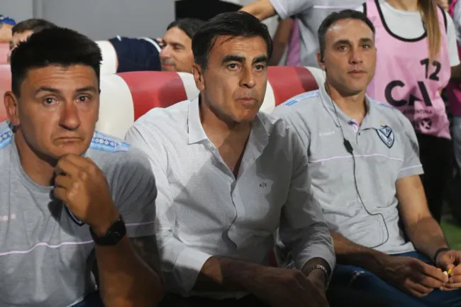 Gustavo Quinteros obtiene un nuevo título en su carrera como entrenador. Imagen: Hernan Cortez/Getty Images