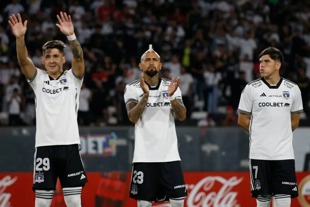 Colo Colo sigue en búsqueda de los reemplazantes e Guillermo Paiva y Carlos Palacios. Imagen: Dragomir Yankovic/Photosport