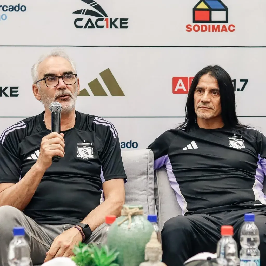 Dabrowski y Mendoza participaron en la conferencia de prensa previa (Foto: Instagram giracentenariocolocolo)