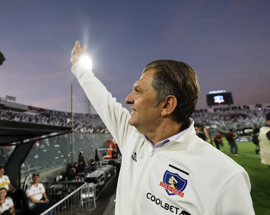 Aníbal Mosa quiere seguir en Colo Colo