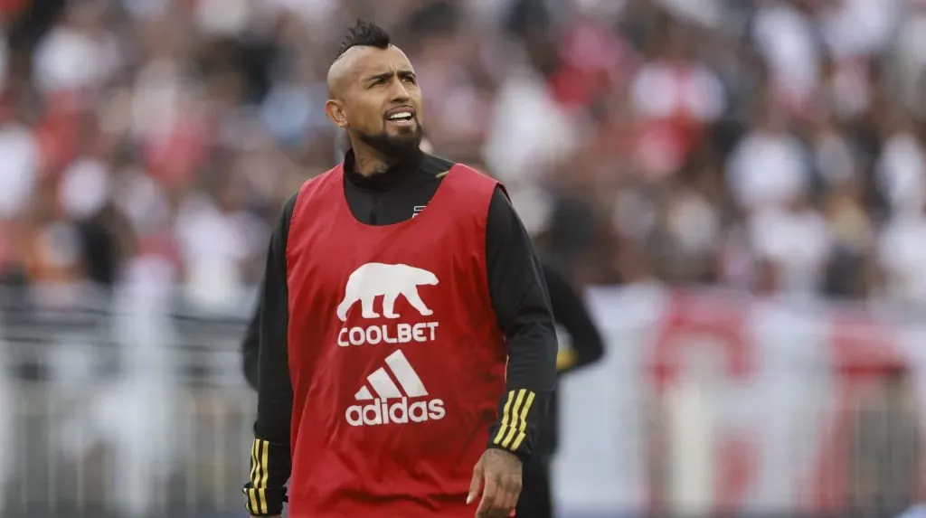 Arturo Vidal será baja en la Roja y en Colo Colo.