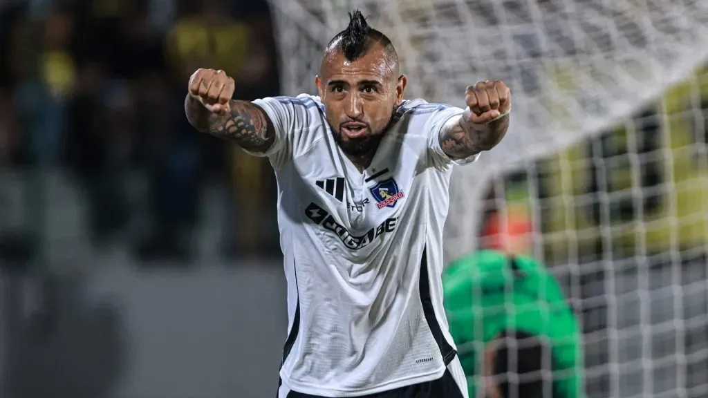 Arturo Vidal busca su mejor versión en Colo Colo.