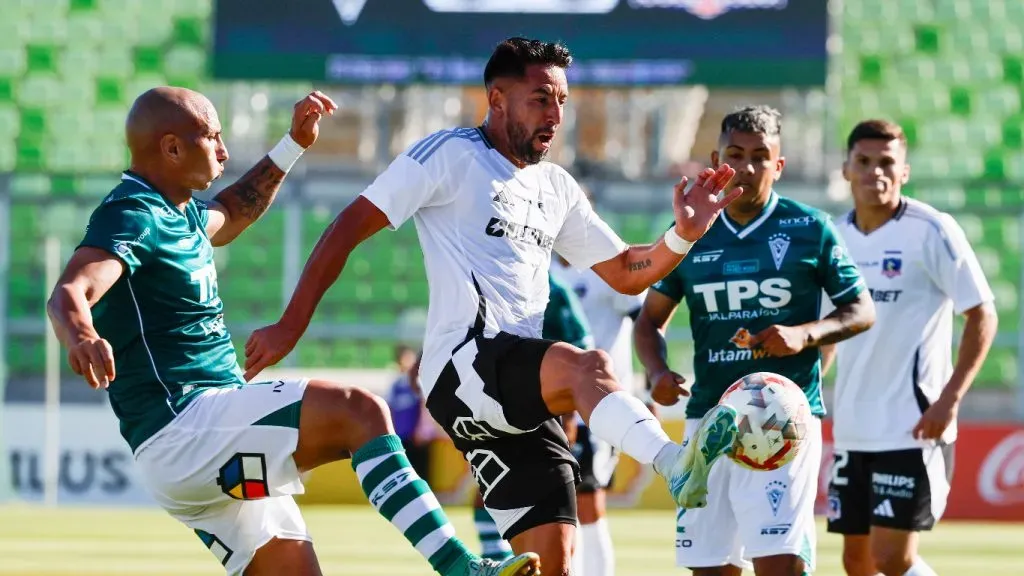 Mauricio Isla volverá a la titularidad en Colo Colo.