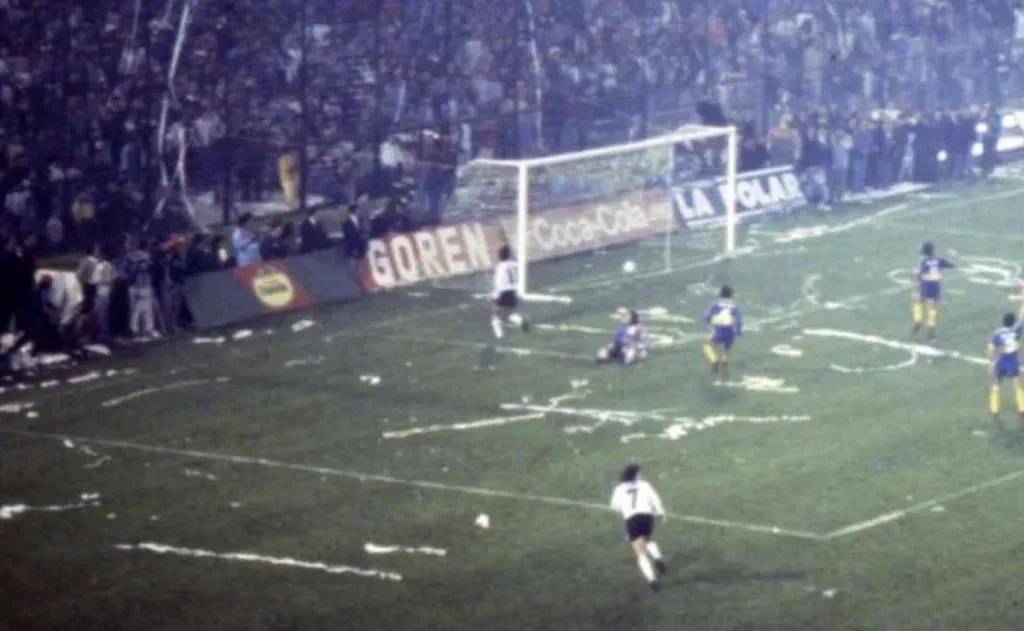 Rubén Martínez fue figura en el triunfo de Colo Colo vs Boca Juniors en 1991