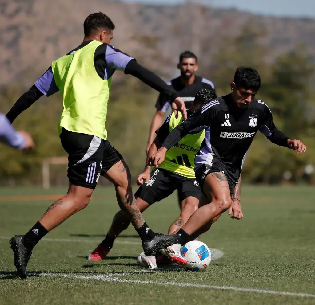 Entrenamiento en las canchas del SIFUP. (Foto: Colo Colo)