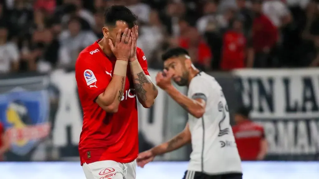 Universidad Católica quiso suspender el partido ante Colo Colo