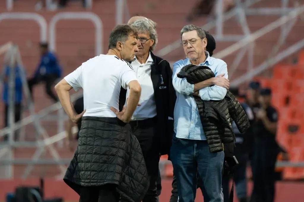 Aníbal Mosa junto a Daniel Morón y Ángel Maulén | Foto: Guille Salazar, DaleAlbo