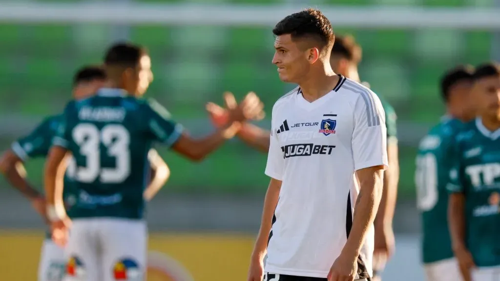 Lucas Cepeda preocupa en Colo Colo.