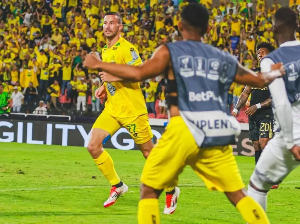 Luciano Pons fue clave en el triunfo ante Atlético Nacional.