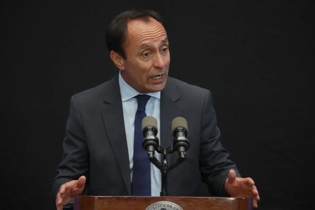 Jaime Pizarro advierte sobre los elementos de animación.