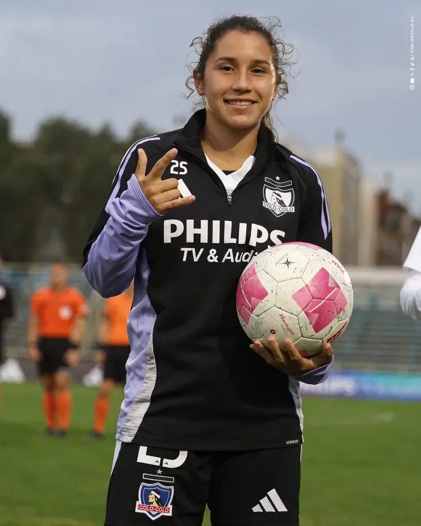 Anaís Álvarez tuvo su primer hat-trick en Colo Colo Femenino | Foto: Colo Colo Femenino