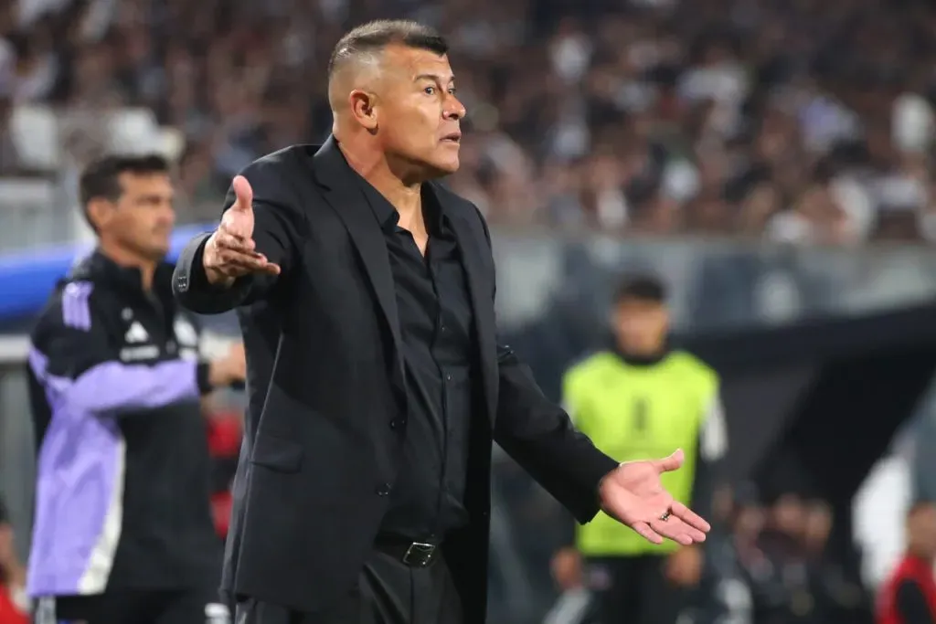 Jorge Almirón moverá el equipo ante Coquimbo Unido.