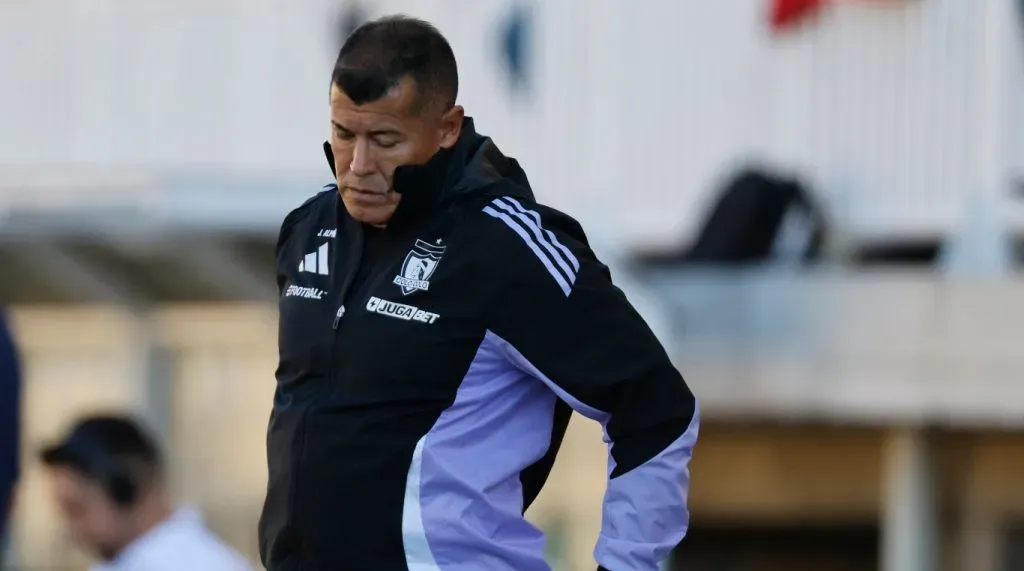 La millonaria indemnización que deberá pagar Colo Colo si quiere despedir a Jorge Almirón.