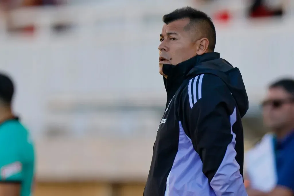 Jorge Almirón asistió a conferencia de prensa en Colo Colo. Imagen: Andrés Pina/Aton Chile