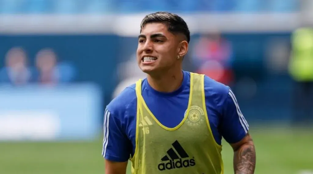 Jordhy Thompson sigue en problemas en Rusia.