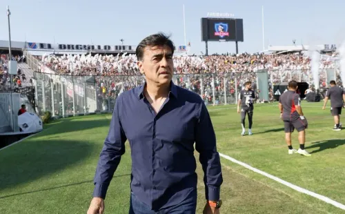 Gustavo Quinteros como DT de Colo Colo