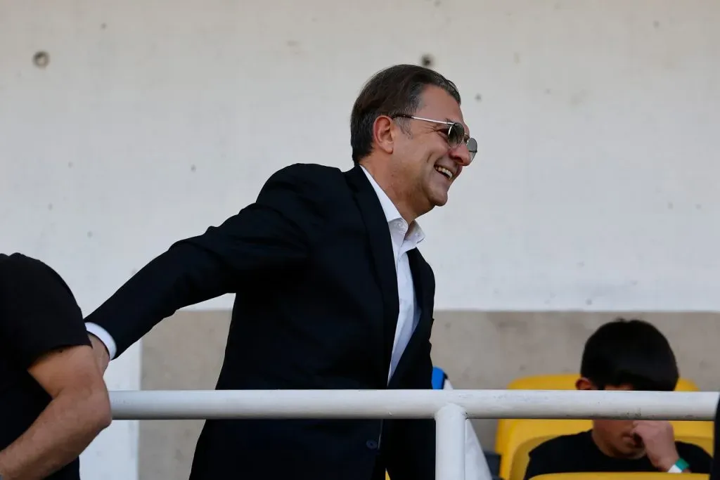 Aníbal Mosa respira tranquilo en Colo Colo.