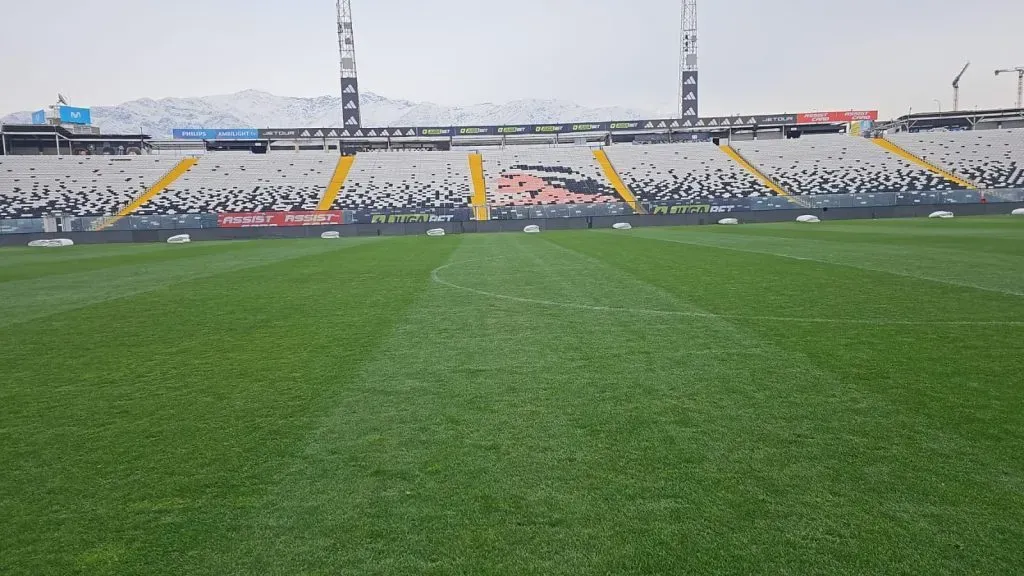 La cancha tras el retiro de la carpa. (Foto: DaleAlbo)