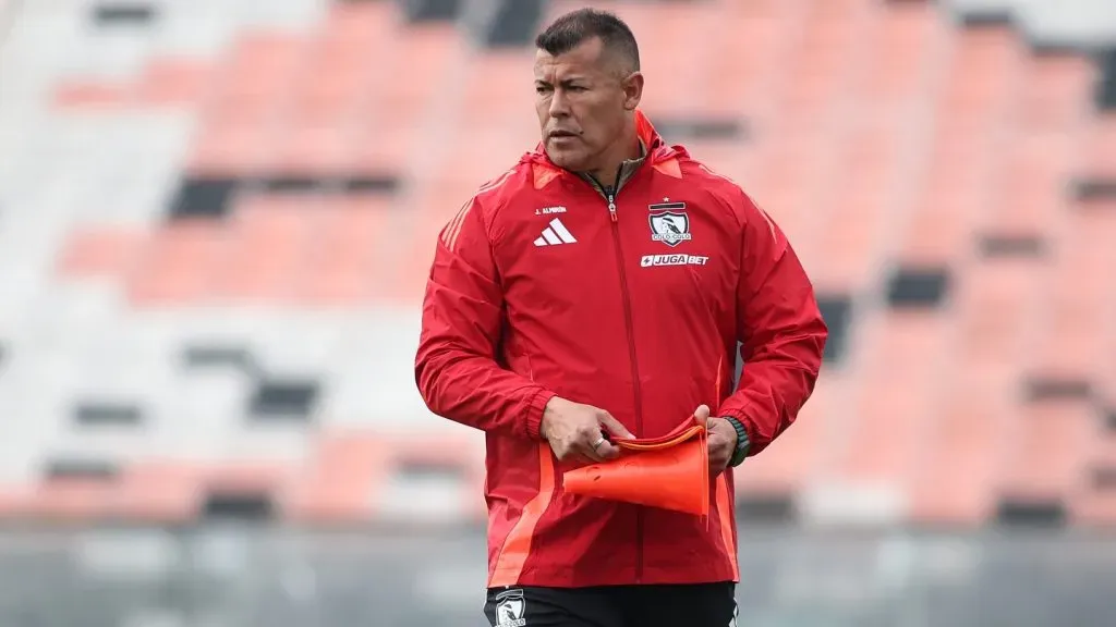 Jorge Almirón fue expulsado en Colo Colo vs Huachipato.