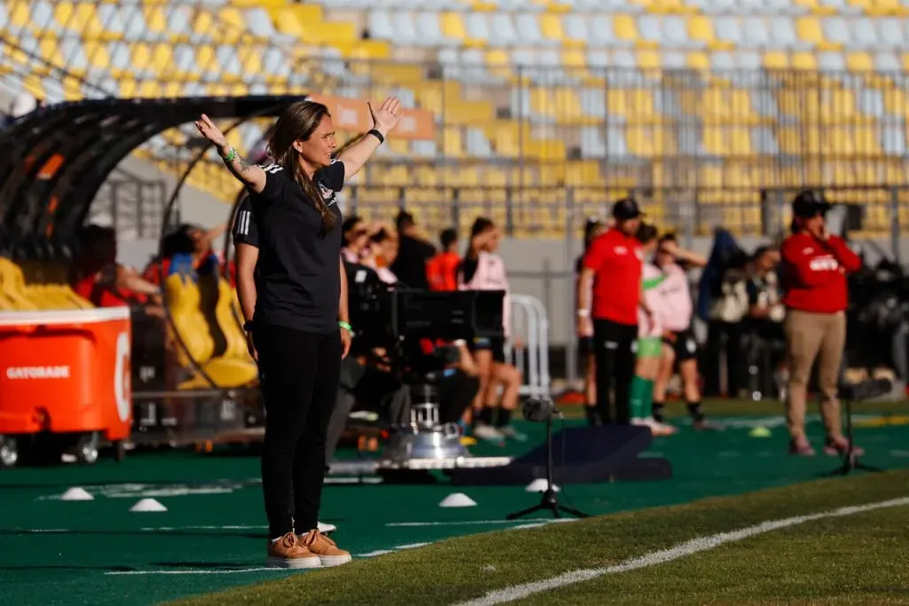 Tatiele Silveira reclamó por no jugar en el Monumental con Colo Colo Femenino. Imagen: Raúl Zamora/Photosport