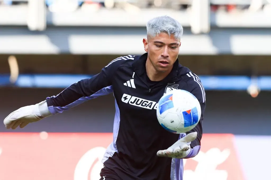 Peñarol puede estar interesado en hacer uso de la opción de compra por Brayan Cortés. Imagen: Felipe Zanca/Photosport