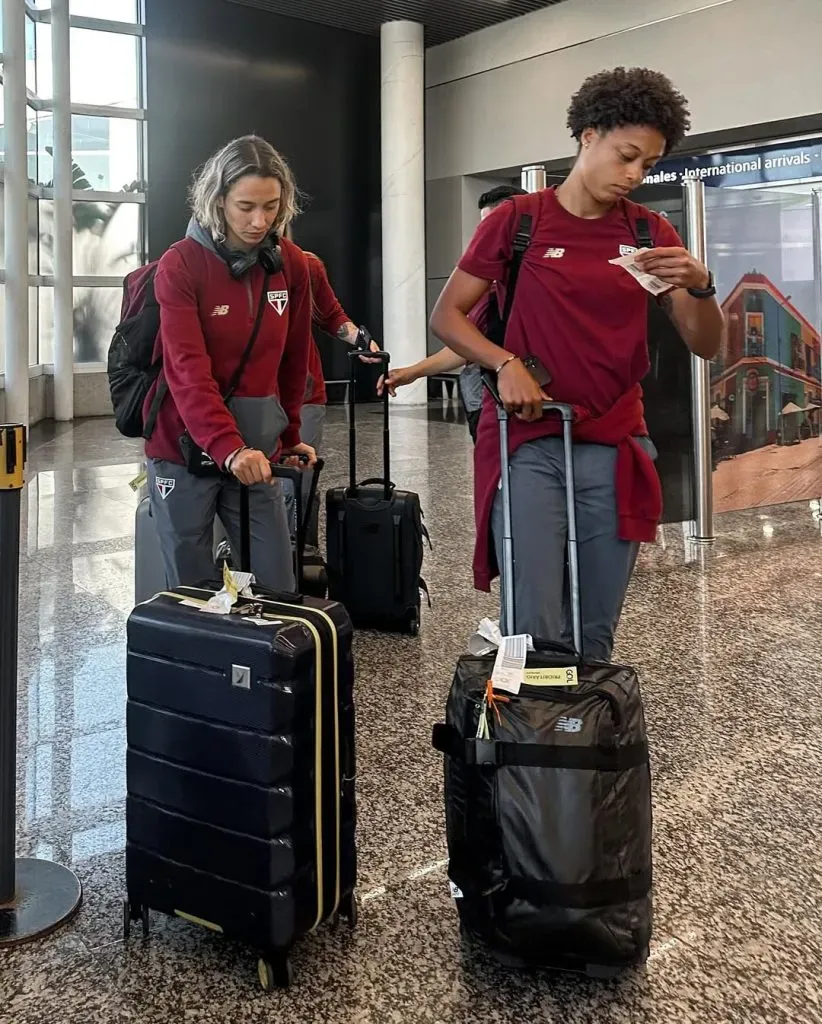 Sao Paulo en su llegada a Argentina. (Foto: saopaulofc_fem)