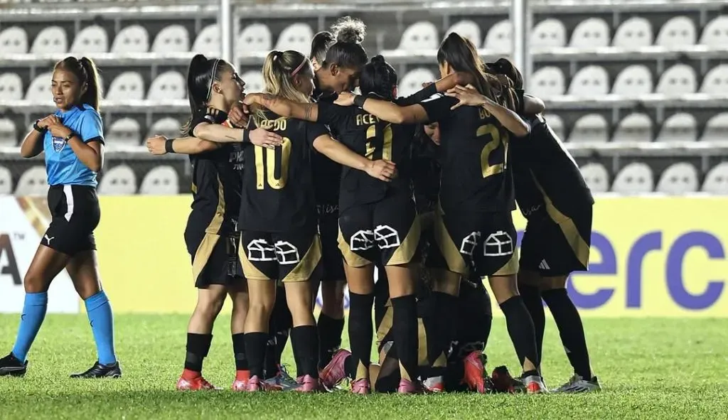 Las Albas vencieron a Sao Paulo y son líderes de su grupo.